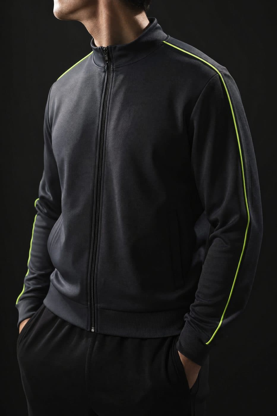 Track Jacket Retro-Cut — Short-body track jacket with a stand collar.